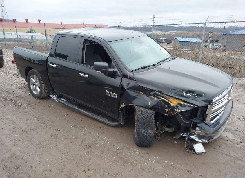 2018 Ram 1500 BIG HORN 4X4 5'7 BOX (VIN 1C6RR7LGXJS220838) main photo