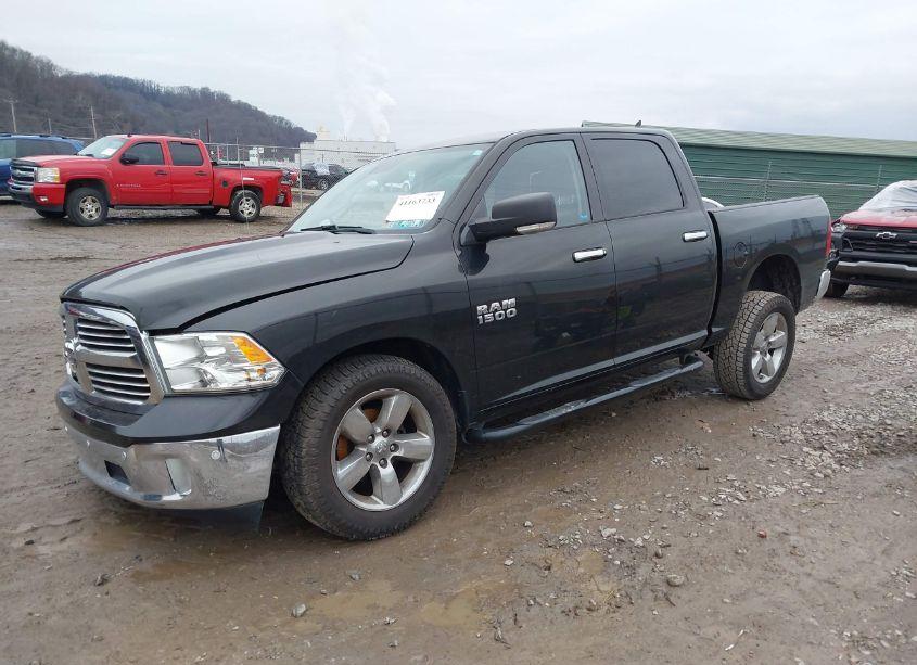Photo 2 of 2018 Ram 1500 BIG HORN 4X4 5'7 BOX (VIN 1C6RR7LGXJS220838)