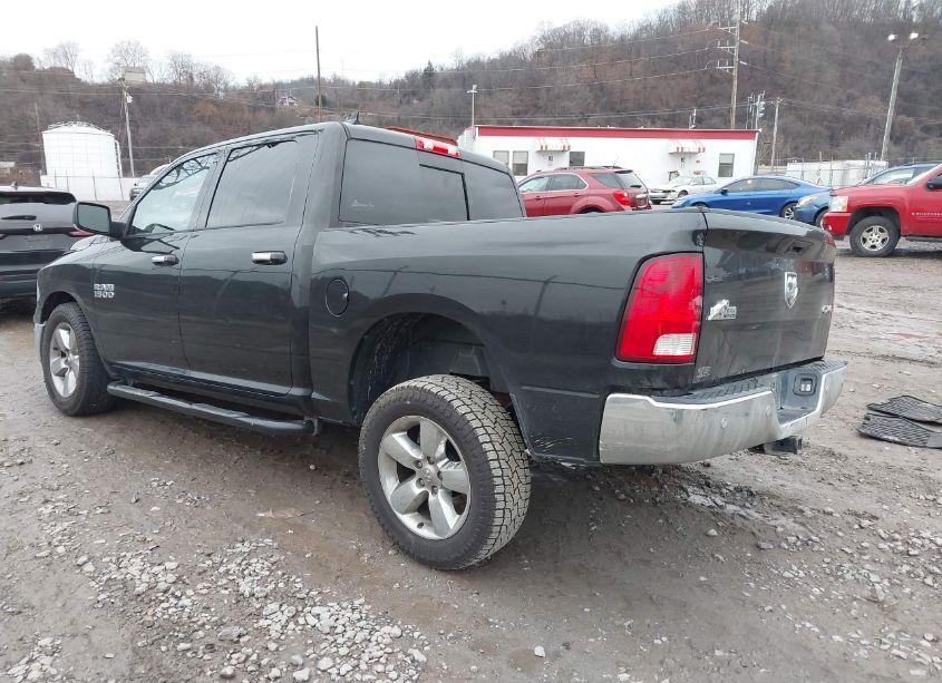 Photo 3 of 2018 Ram 1500 BIG HORN 4X4 5'7 BOX (VIN 1C6RR7LGXJS220838)