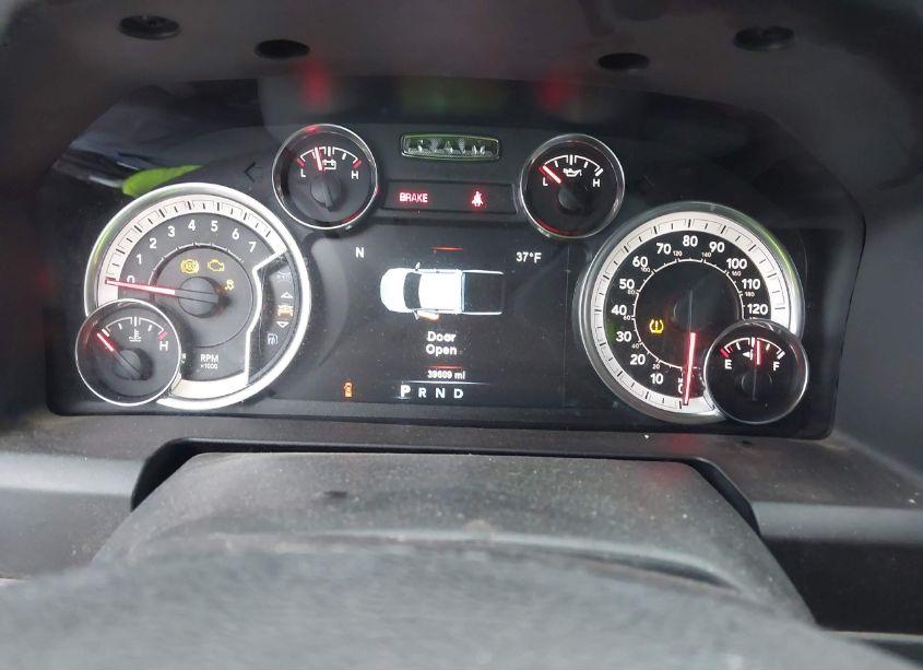 Photo 7 of 2018 Ram 1500 BIG HORN 4X4 5'7 BOX (VIN 1C6RR7LGXJS220838)