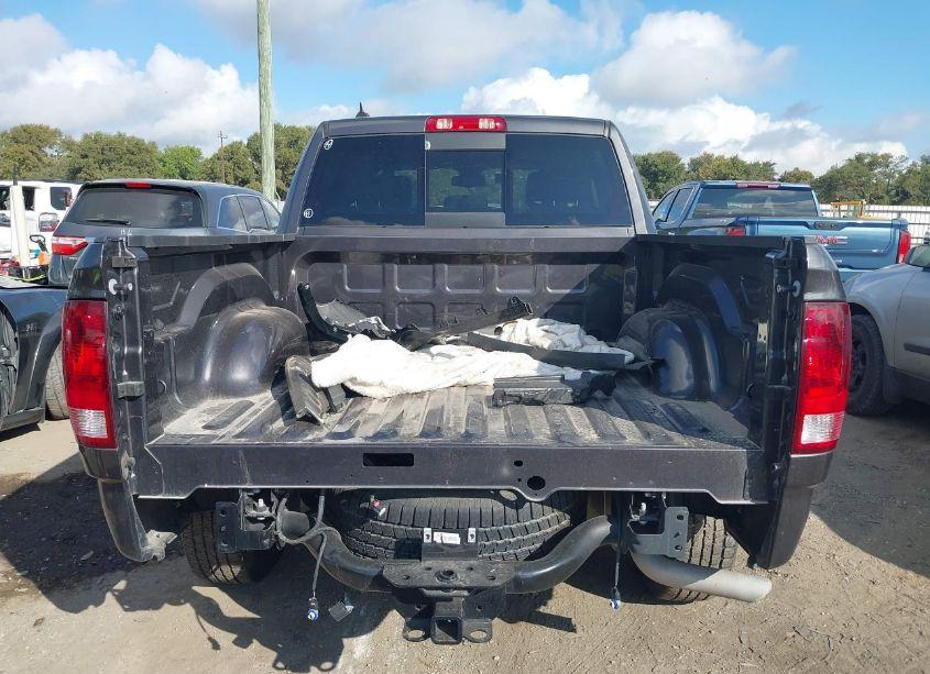 Photo 17 of 2023 Ram 1500 CLASSIC SLT 4X4 5'7 BOX (VIN 1C6RR7LGXPS566087)