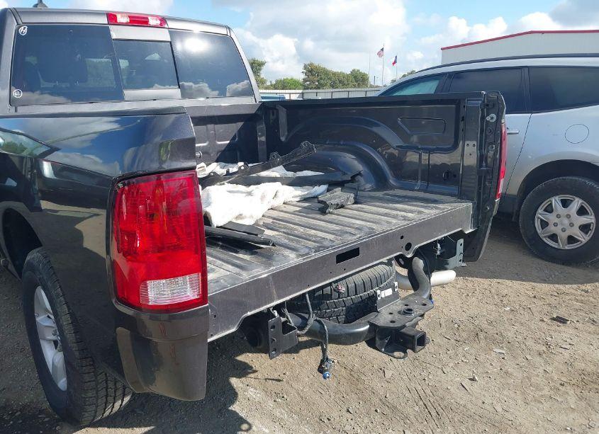 Photo 6 of 2023 Ram 1500 CLASSIC SLT 4X4 5'7 BOX (VIN 1C6RR7LGXPS566087)