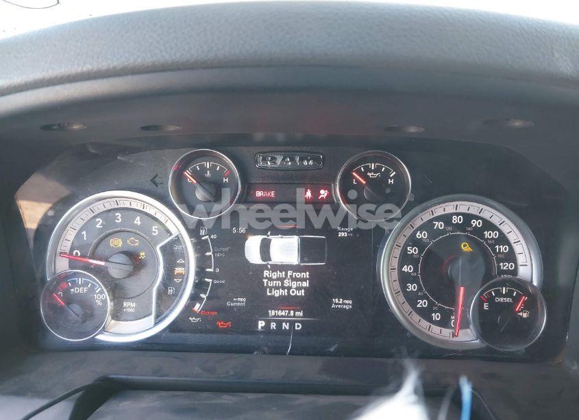 Photo 7 of 2018 Ram 1500 (VIN 1C6RR7LM1JS264944)