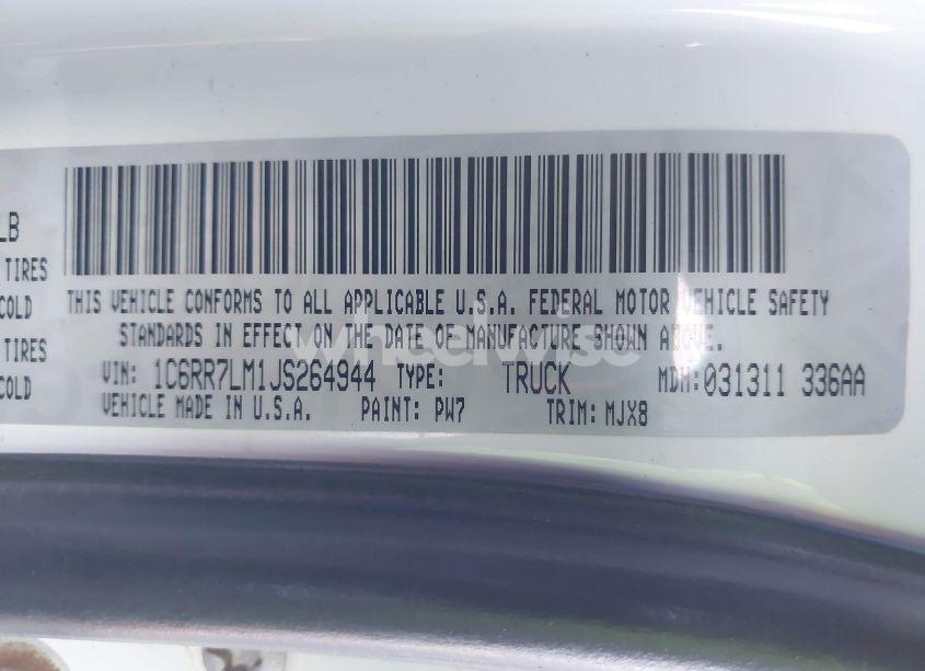 Photo 9 of 2018 Ram 1500 (VIN 1C6RR7LM1JS264944)