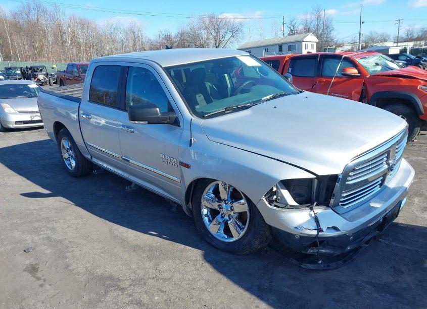 2018 Ram 1500 BIG HORN 4X4 5'7 BOX (VIN 1C6RR7LM9JS228323) main photo