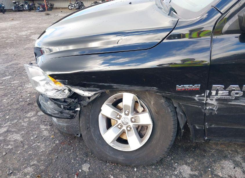 Photo 21 of 2019 Ram 1500 CLASSIC SLT 4X4 5'7 BOX (VIN 1C6RR7LT0KS644799)