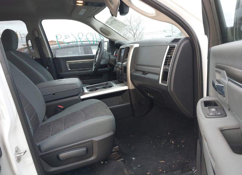 Photo 5 of 2018 Ram 1500 SLT (VIN 1C6RR7LT1JS222958)