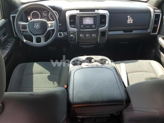 Photo 6 of 2021 RAM 1500 CLASSIC SLT (VIN 1C6RR7LT1MS518504)