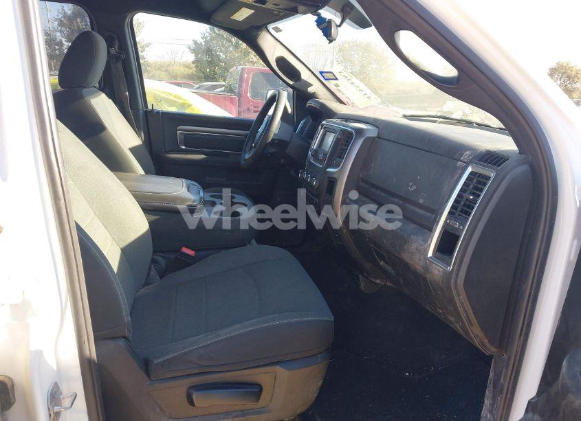 Photo 5 of 2021 Ram 1500 CLASSIC WARLOCK 4X4 5'7 BOX (VIN 1C6RR7LT1MS535450)