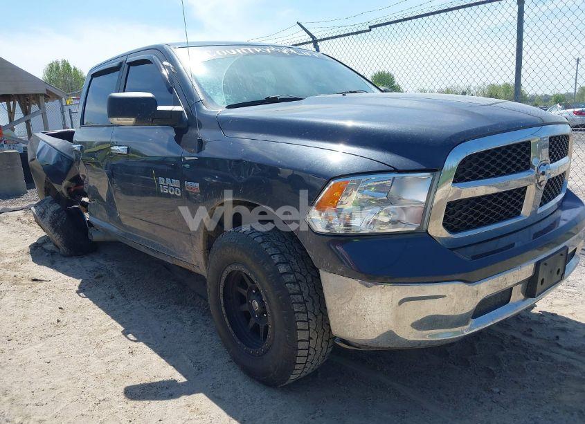 2017 Ram 1500 SLT (VIN 1C6RR7LT2HS677912) main photo