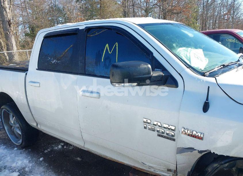 Photo 13 of 2019 Ram 1500 CLASSIC BIG HORN 4X4 5'7 BOX (VIN 1C6RR7LT2KS549869)