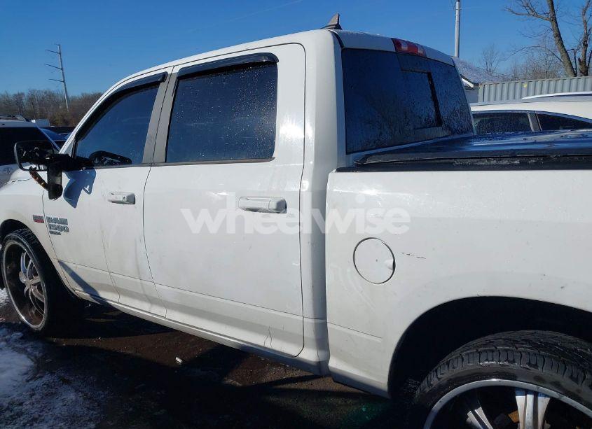 Photo 14 of 2019 Ram 1500 CLASSIC BIG HORN 4X4 5'7 BOX (VIN 1C6RR7LT2KS549869)