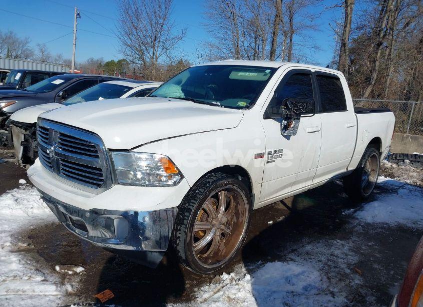 Photo 2 of 2019 Ram 1500 CLASSIC BIG HORN 4X4 5'7 BOX (VIN 1C6RR7LT2KS549869)