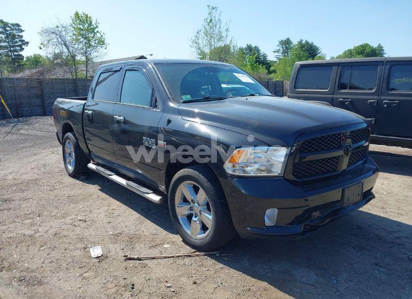 2015 Ram 1500 BIG HORN (VIN 1C6RR7LT3FS695218) main photo