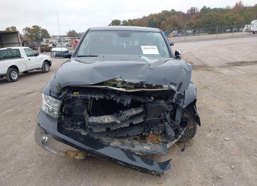 Photo 12 of 2018 Ram 1500 SLT (VIN 1C6RR7LT3JS145509)