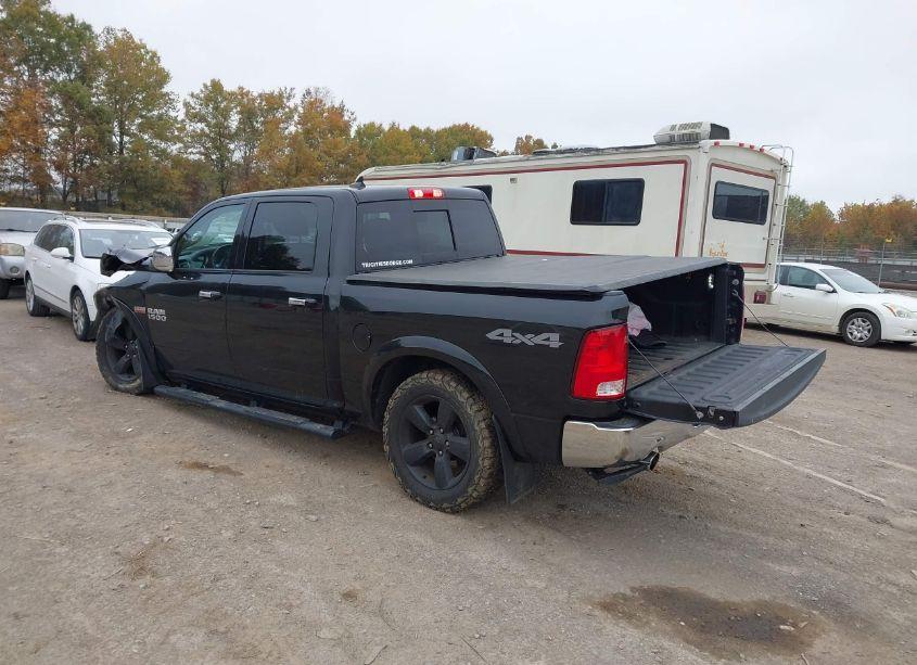 Photo 3 of 2018 Ram 1500 SLT (VIN 1C6RR7LT3JS145509)