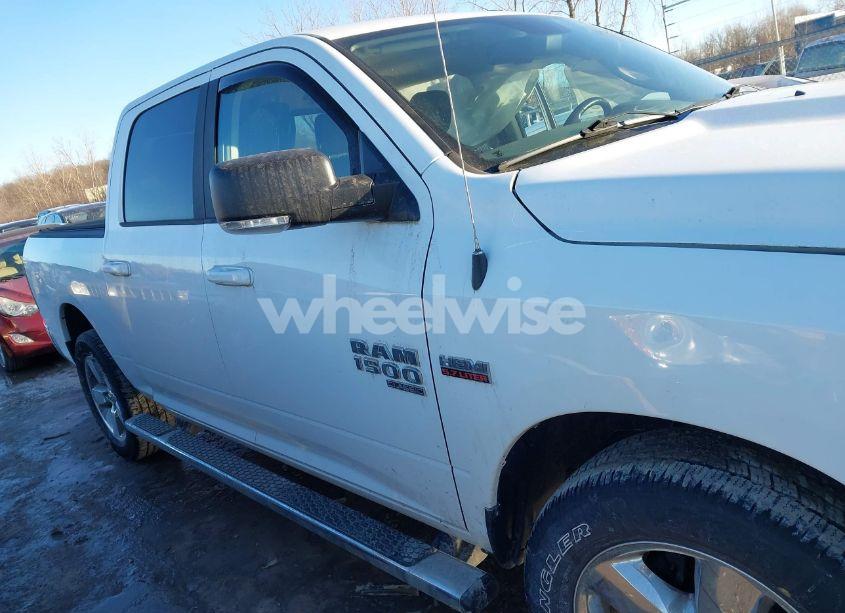 Photo 13 of 2019 Ram 1500 CLASSIC BIG HORN 4X4 5'7 BOX (VIN 1C6RR7LT3KS570147)