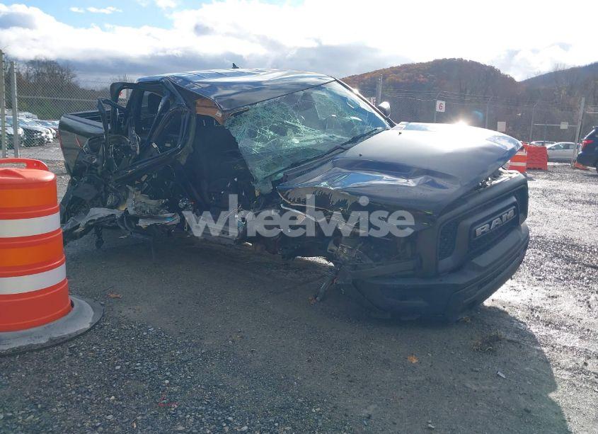 2022 Ram 1500 CLASSIC WARLOCK 4X4 5'7 BOX (VIN 1C6RR7LT3NS210512) main photo