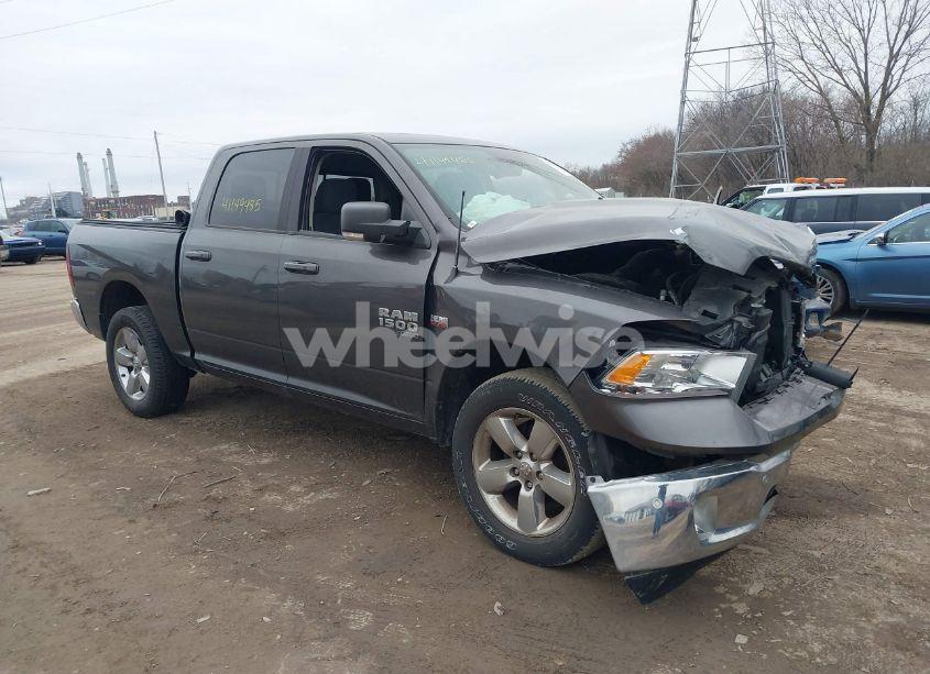 2019 Ram 1500 CLASSIC BIG HORN 4X4 5'7 BOX (VIN 1C6RR7LT4KS708231) main photo