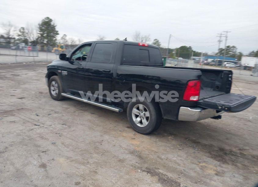Photo 3 of 2020 Ram 1500 CLASSIC SLT 4X4 5'7 BOX (VIN 1C6RR7LT4LS127331)