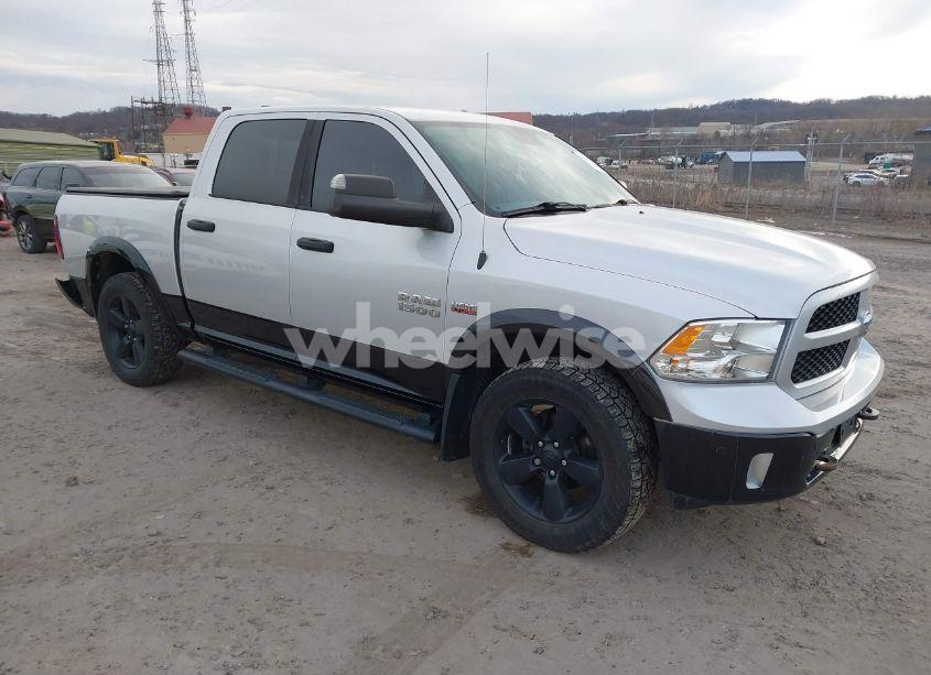 2016 Ram 1500 OUTDOORSMAN (VIN 1C6RR7LT7GS150527) main photo