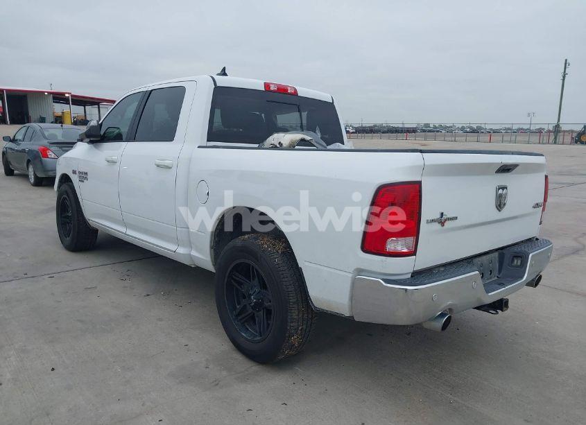 Photo 3 of 2019 Ram 1500 CLASSIC LONE STAR 4X4 5'7 BOX (VIN 1C6RR7LT7KS588991)