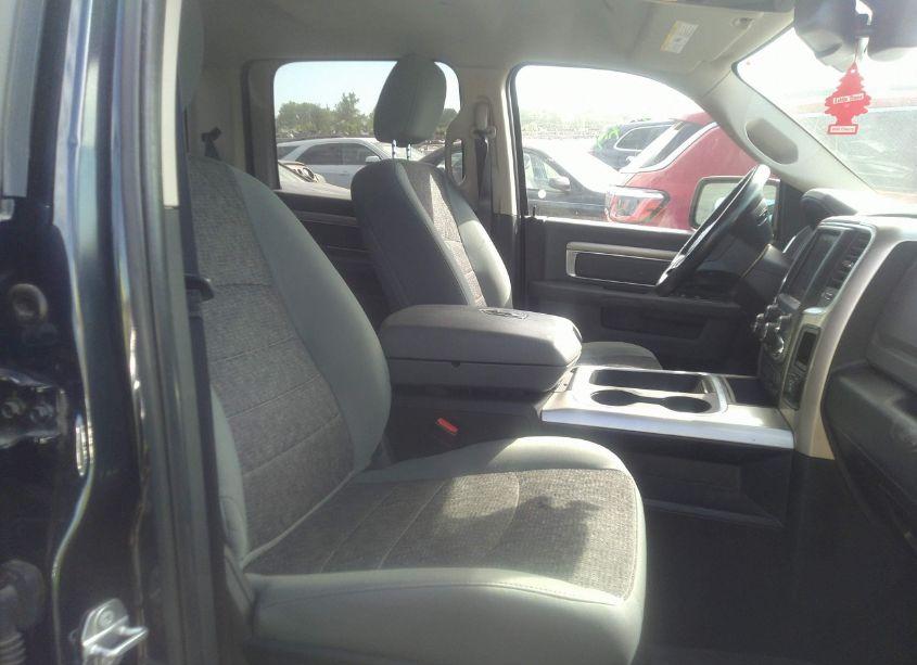 Photo 5 of 2019 Ram 1500 CLASSIC BIG HORN 4X4 5'7 BOX (VIN 1C6RR7LT8KS570340)