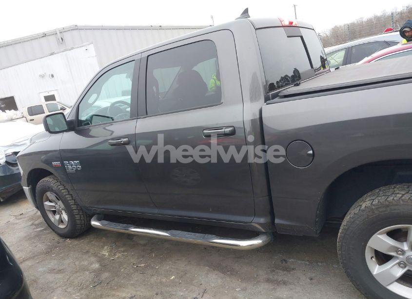 Photo 14 of 2019 Ram 1500 CLASSIC SLT 4X4 5'7 BOX (VIN 1C6RR7LT8KS654366)