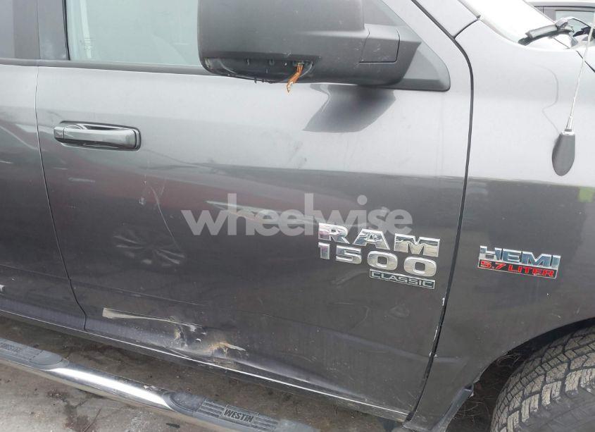 Photo 17 of 2019 Ram 1500 CLASSIC SLT 4X4 5'7 BOX (VIN 1C6RR7LT8KS654366)