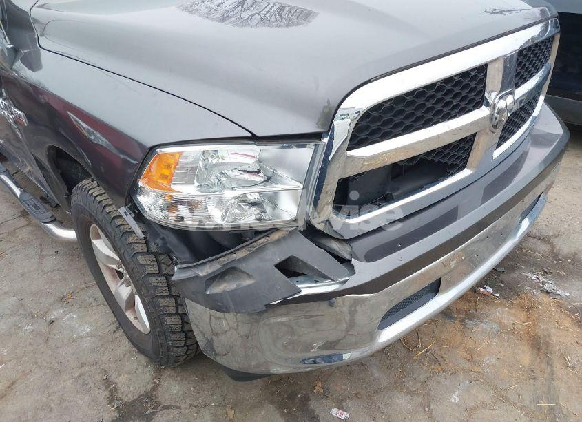 Photo 6 of 2019 Ram 1500 CLASSIC SLT 4X4 5'7 BOX (VIN 1C6RR7LT8KS654366)