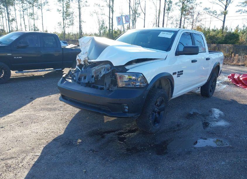 Photo 2 of 2020 Ram 1500 CLASSIC WARLOCK 4X4 5'7 BOX (VIN 1C6RR7LT8LS161501)