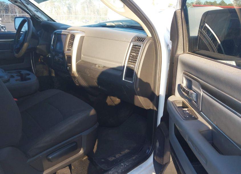 Photo 5 of 2020 Ram 1500 CLASSIC WARLOCK 4X4 5'7 BOX (VIN 1C6RR7LT8LS161501)