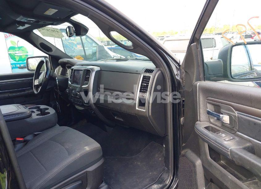 Photo 5 of 2021 Ram 1500 CLASSIC SLT (VIN 1C6RR7LT8MS589263)