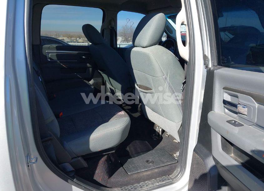 Photo 8 of 2018 Ram 1500 HARVEST 4X4 5'7 BOX (VIN 1C6RR7LT9JS217667)