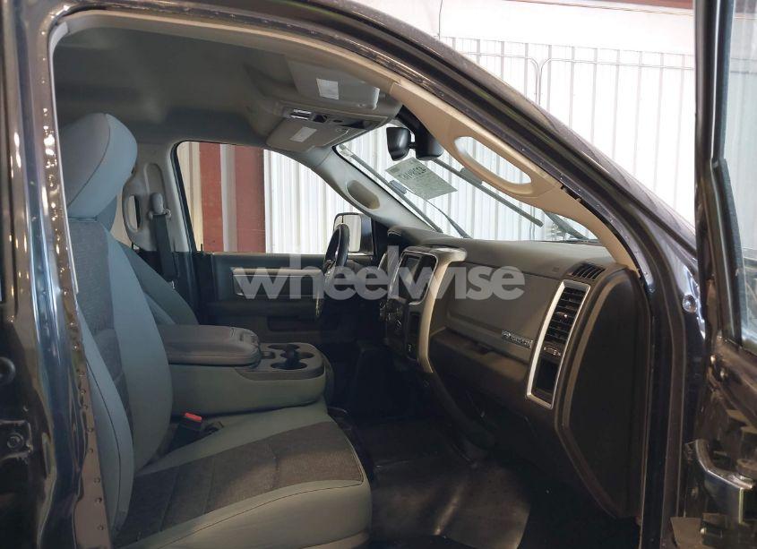 Photo 5 of 2019 Ram 1500 CLASSIC BIG HORN 4X4 5'7 BOX (VIN 1C6RR7LT9KS534267)