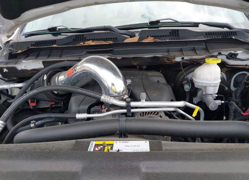 Photo 10 of 2019 Ram 1500 CLASSIC SLT 4X4 5'7 BOX (VIN 1C6RR7LTXKS644874)