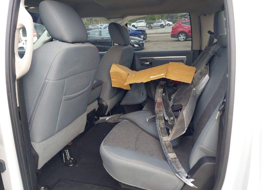 Photo 12 of 2019 Ram 1500 CLASSIC SLT 4X4 5'7 BOX (VIN 1C6RR7LTXKS644874)