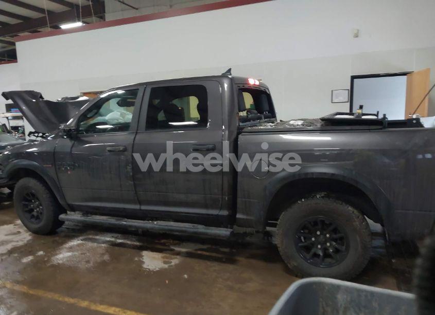 Photo 13 of 2022 Ram 1500 CLASSIC SLT (VIN 1C6RR7LTXNS131077)