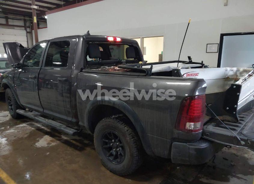 Photo 3 of 2022 Ram 1500 CLASSIC SLT (VIN 1C6RR7LTXNS131077)