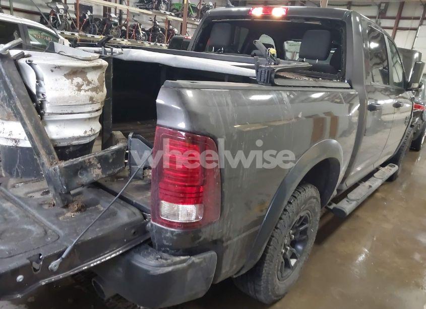 Photo 4 of 2022 Ram 1500 CLASSIC SLT (VIN 1C6RR7LTXNS131077)