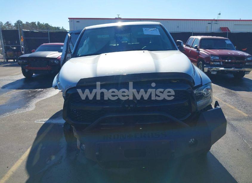 Photo 11 of 2018 Ram 1500 NIGHT 4X4 5'7 BOX (VIN 1C6RR7MT1JS262536)