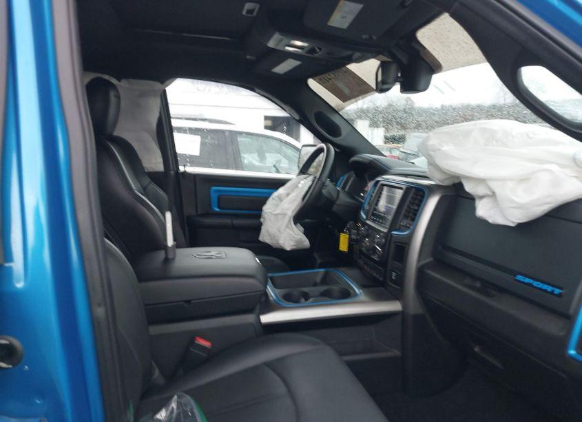 Photo 5 of 2018 Ram 1500 SPORT 4X4 5'7 BOX (VIN 1C6RR7MT2JS201227)