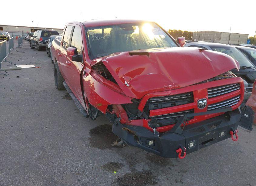 2015 Ram 1500 SPORT (VIN 1C6RR7MT3FS682533) main photo