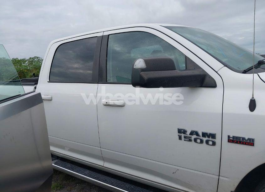 Photo 13 of 2016 Ram 1500 SPORT (VIN 1C6RR7MT4GS388656)