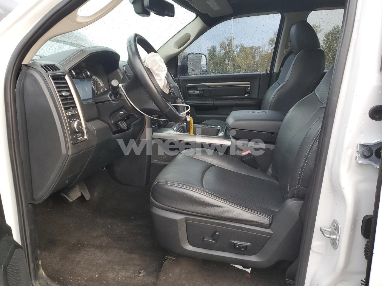 Photo 7 of 2017 RAM 1500 SPORT (VIN 1C6RR7MT4HS749062)