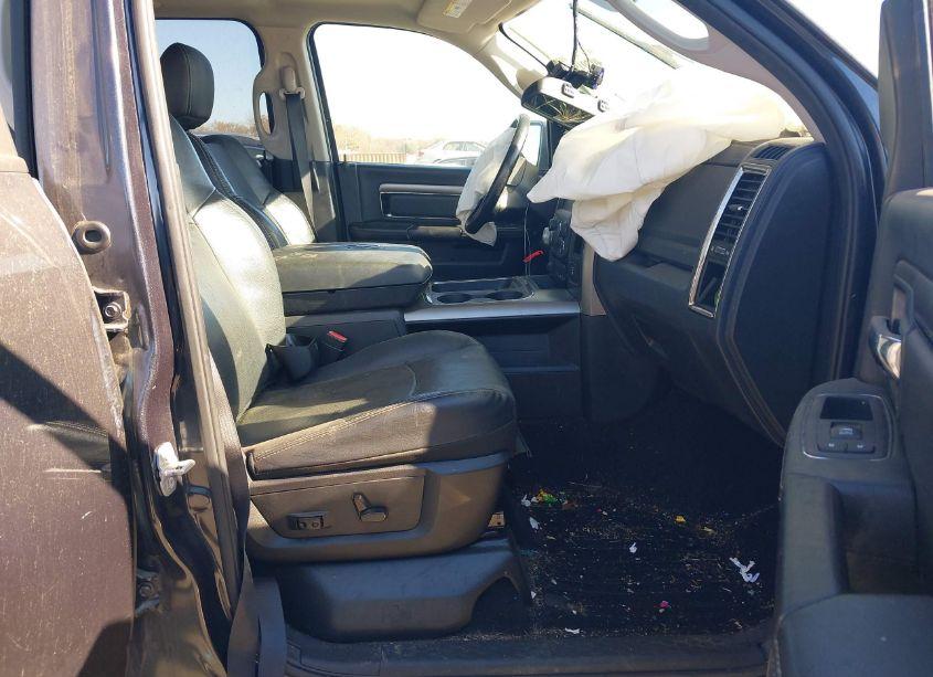 Photo 5 of 2016 Ram 1500 SPORT (VIN 1C6RR7MT7GS157329)