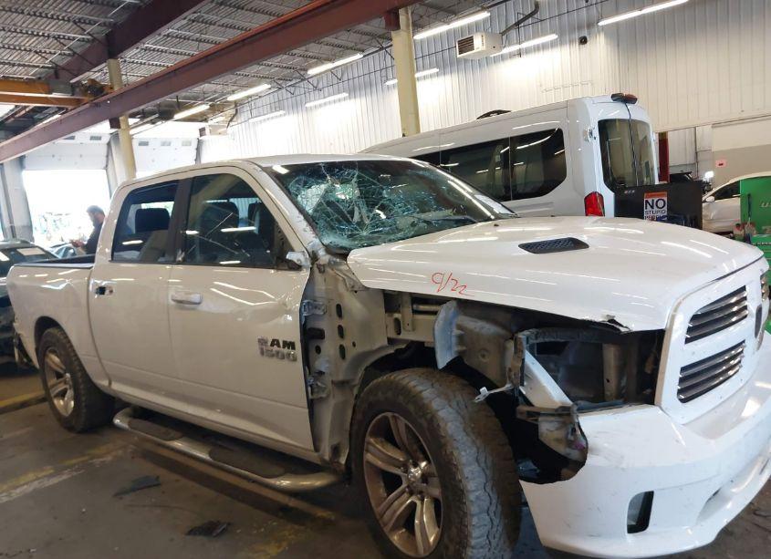 Photo 13 of 2015 Ram 1500 SPORT (VIN 1C6RR7MT8FS598983)