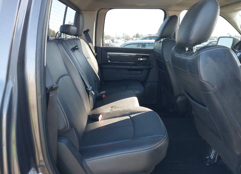 Photo 8 of 2018 Ram 1500 SPORT (VIN 1C6RR7MT9JS248335)