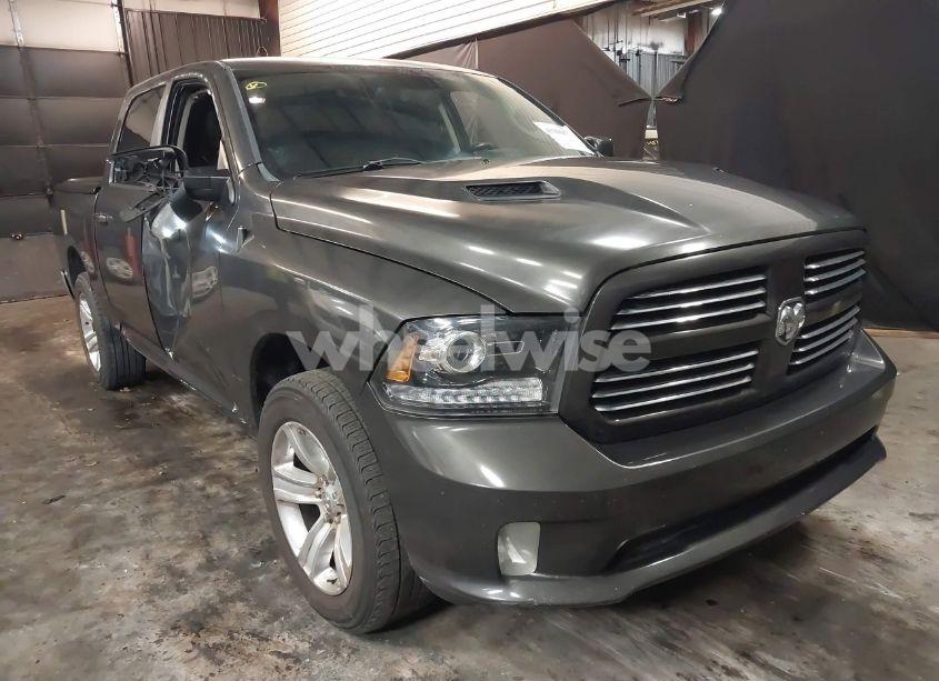 2015 Ram 1500 SPORT (VIN 1C6RR7MTXFS510483) main photo