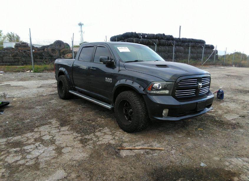 2017 Ram 1500 SPORT (VIN 1C6RR7MTXHS533216) main photo